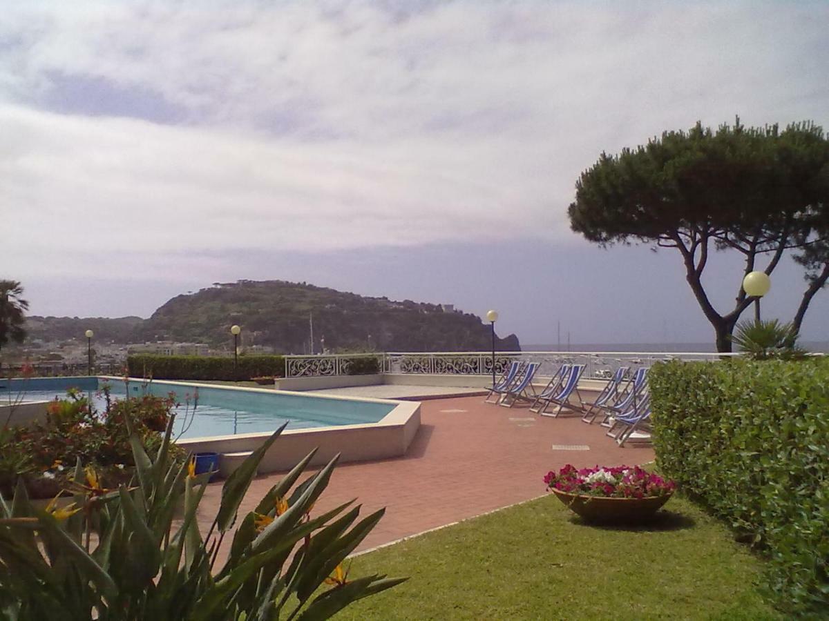 Ischia - Panoramic Apartment On The Sea Lacco Ameno  Eksteriør billede